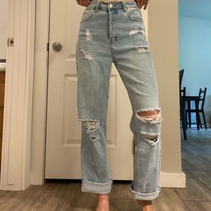BDG Urban Outfitters ripped 90s mom jeans